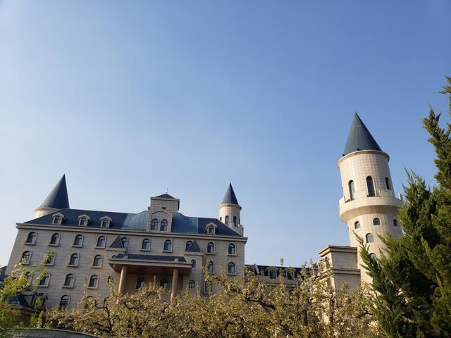 抖音介紹房子開場白？