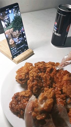 華為9x怎樣隔空刷抖音？