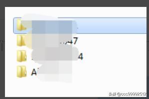 qq群里面的小視頻下載到那了，在哪保存？