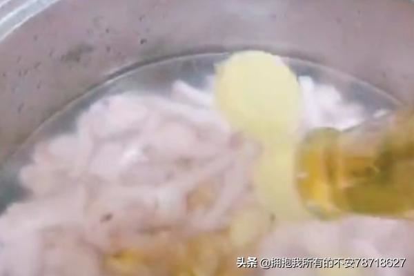 抖音上面的網(wǎng)紅雞爪怎么做？